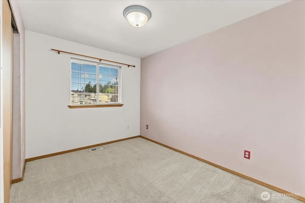 8504 5th Place SE Lake Stevens WA 98258