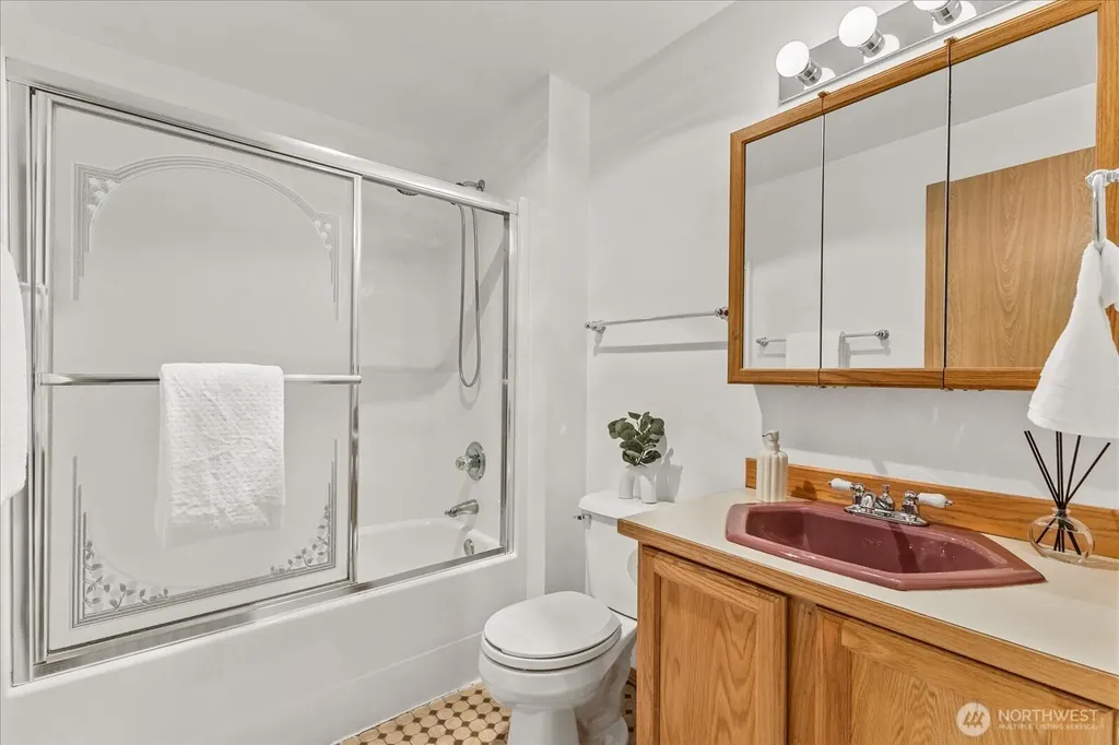 8504 5th Place SE Lake Stevens WA 98258