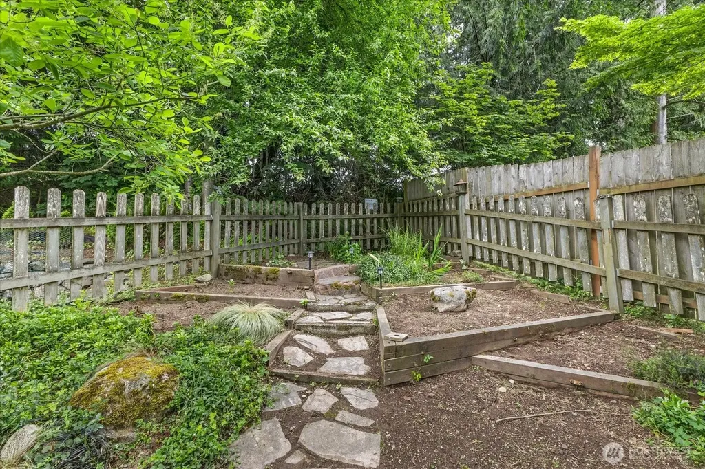 8504 5th Place SE Lake Stevens WA 98258