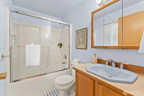 8504 5th Place SE Lake Stevens WA 98258