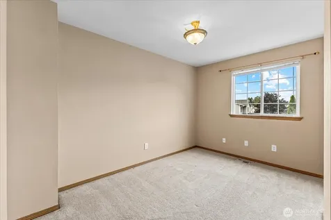 8504 5th Place SE Lake Stevens WA 98258