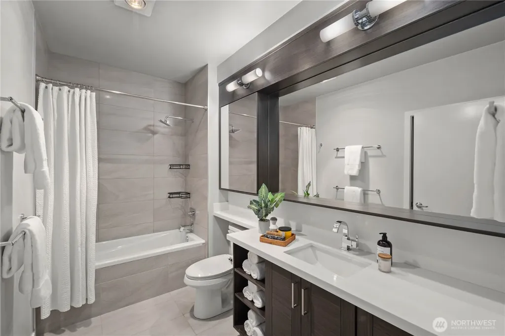 1760 NW 56th Street Seattle WA 98107