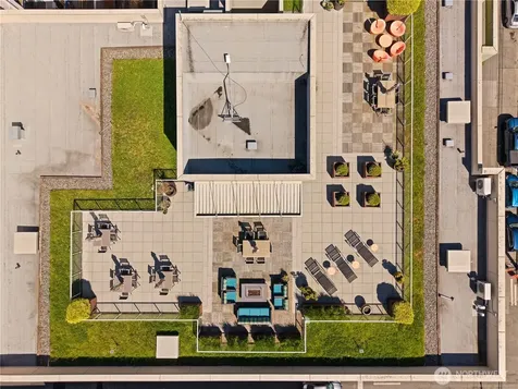 1760 NW 56th Street Seattle WA 98107