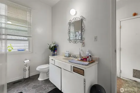 3322 S 10th Street Tacoma WA 98405