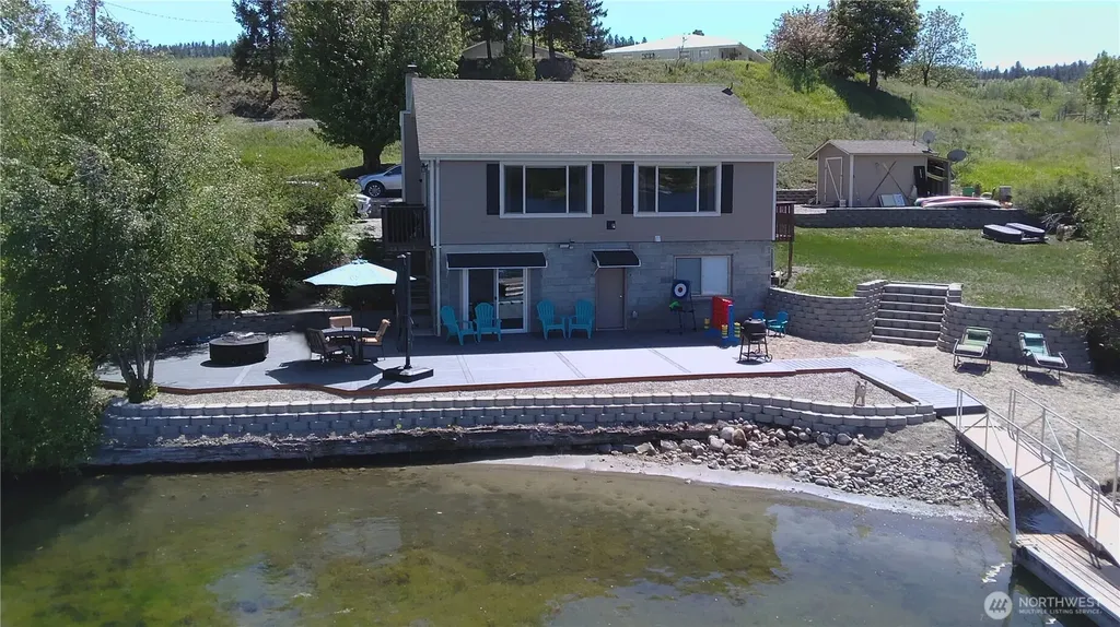 6 Marions Cove Road Republic WA 99166