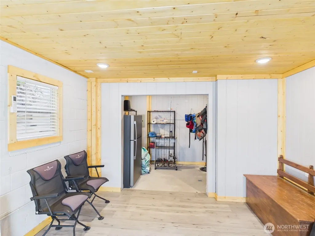 6 Marions Cove Road Republic WA 99166