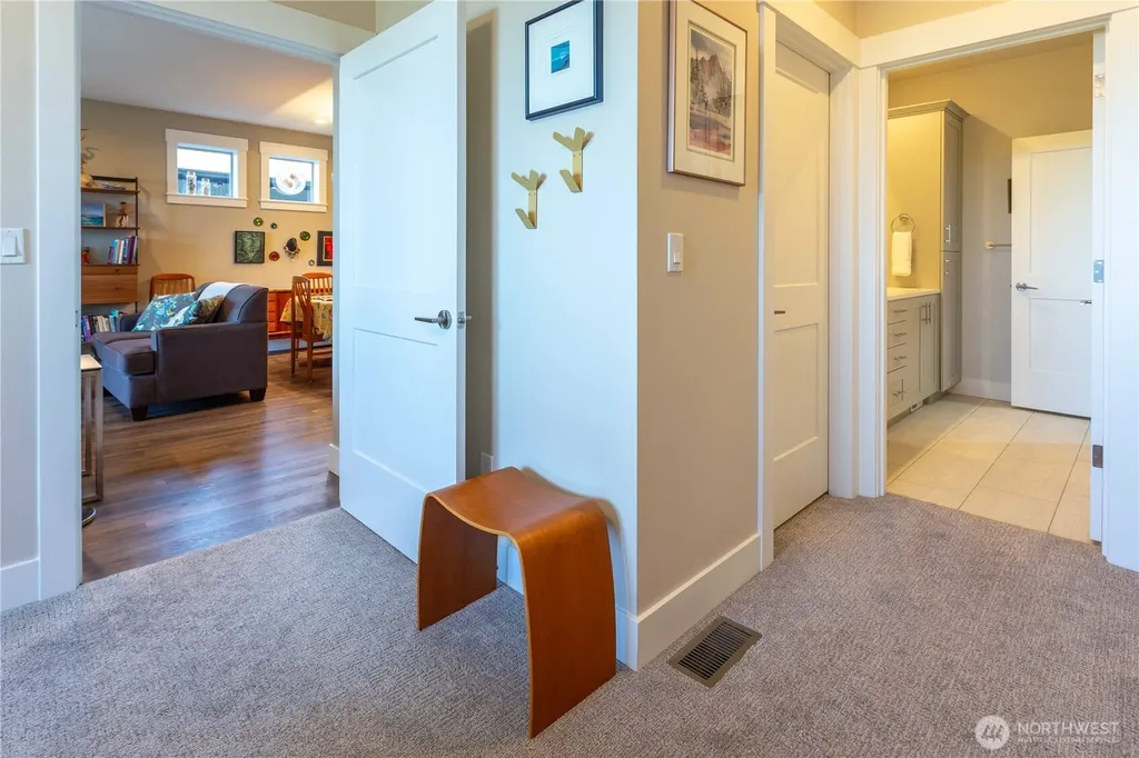 4938 Portalis Way Anacortes WA 98221