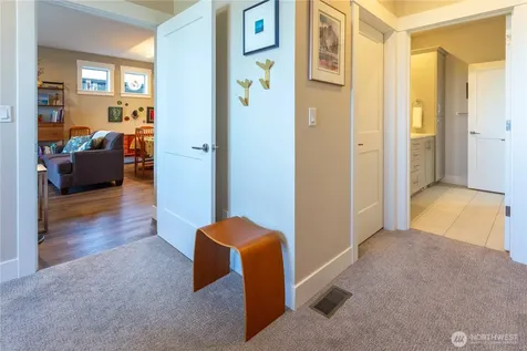 4938 Portalis Way Anacortes WA 98221