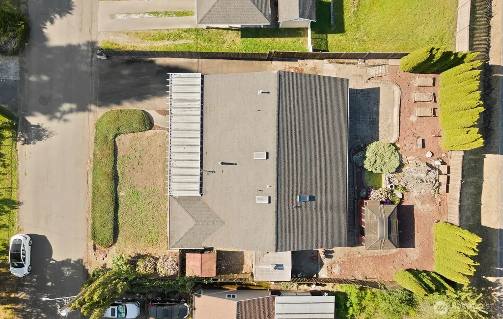 32828 22nd Avenue SW Federal Way WA 98023