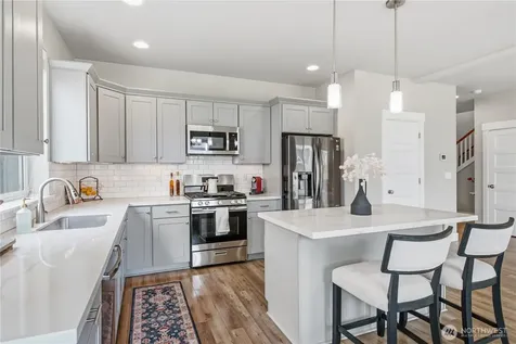 6614 S Mullen Street Tacoma WA 98409