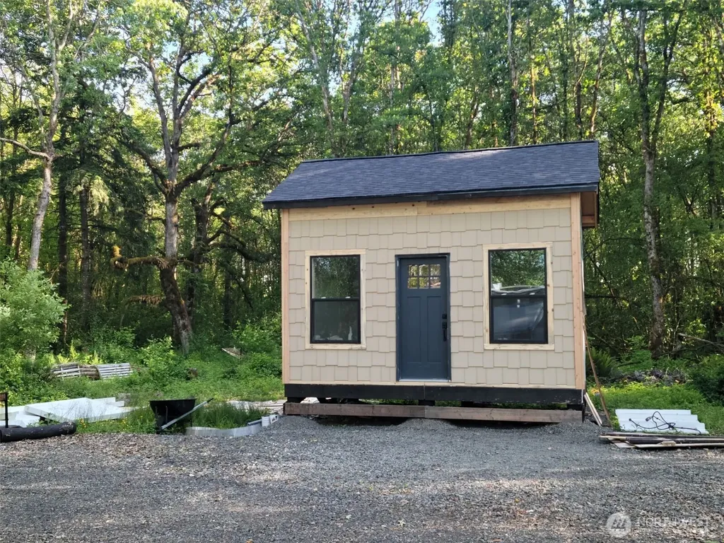 209 Frost Road Winlock WA 98596