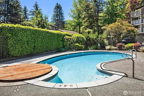 206 Mountain Park Boulevard SW Issaquah WA 98027