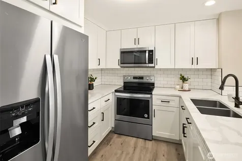 206 Mountain Park Boulevard SW Issaquah WA 98027