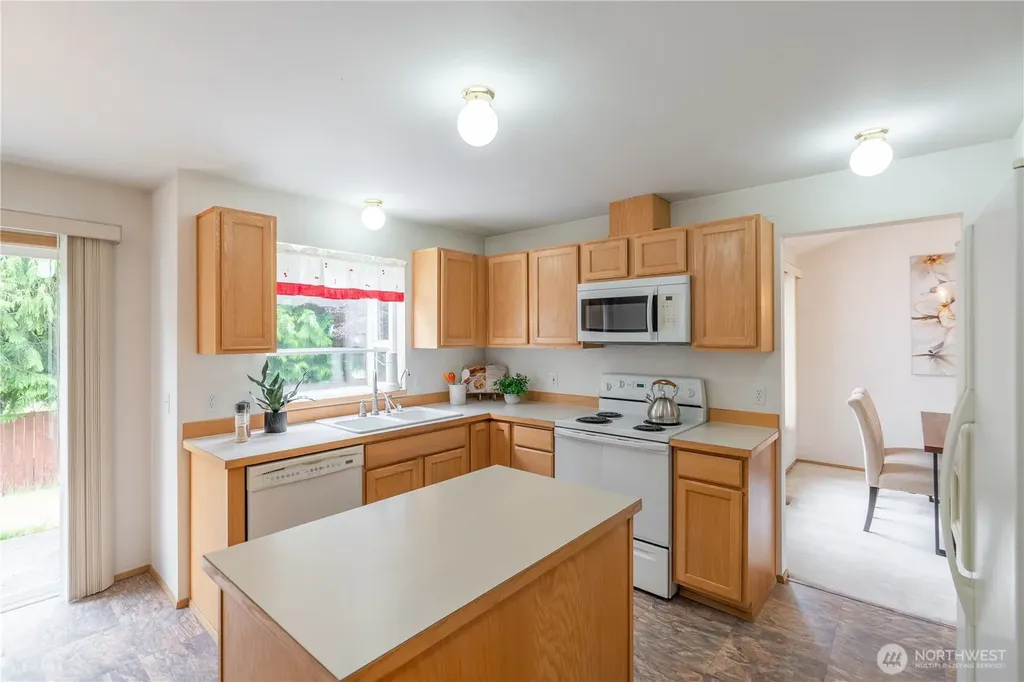 23323 106th Street E Buckley WA 98321
