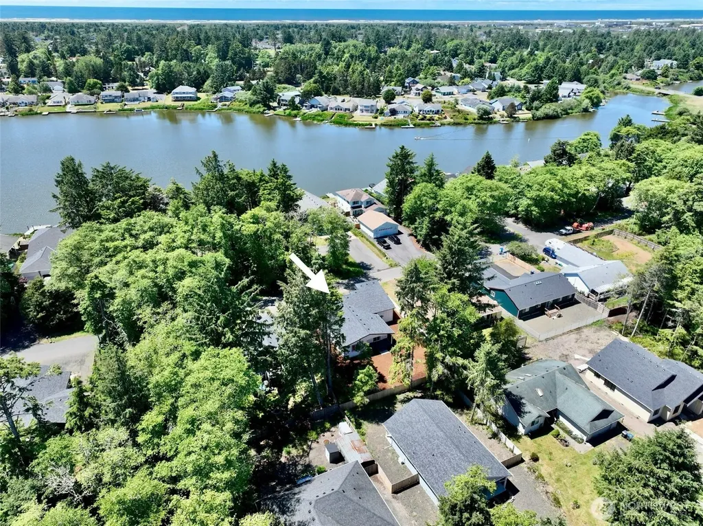 382 Lake View Loop NE Ocean Shores WA 98569