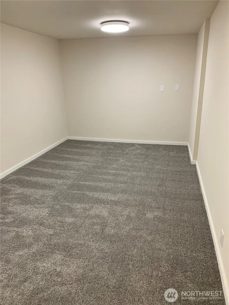 13223 84th Avenue S Seattle WA 98178
