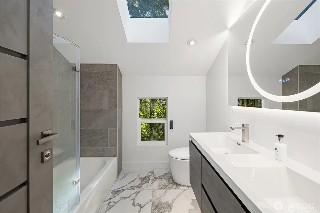 27 Dryad Place Lopez Island WA 98261