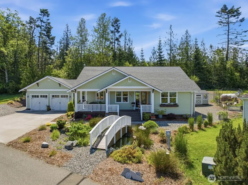 651 Happy View Lane Sequim WA 98382