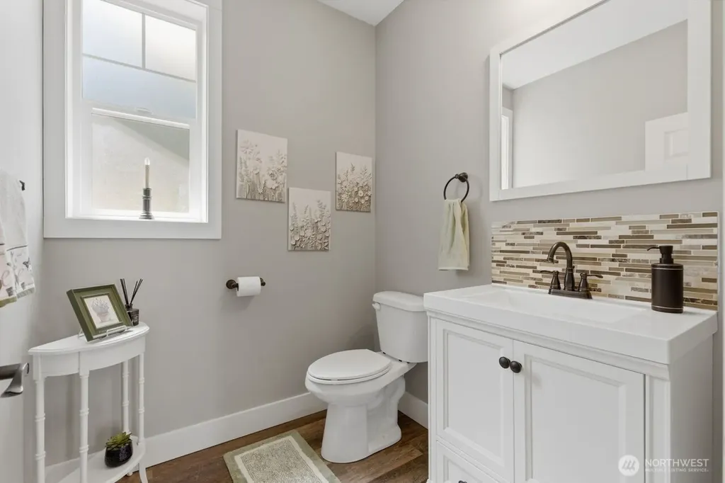651 Happy View Lane Sequim WA 98382