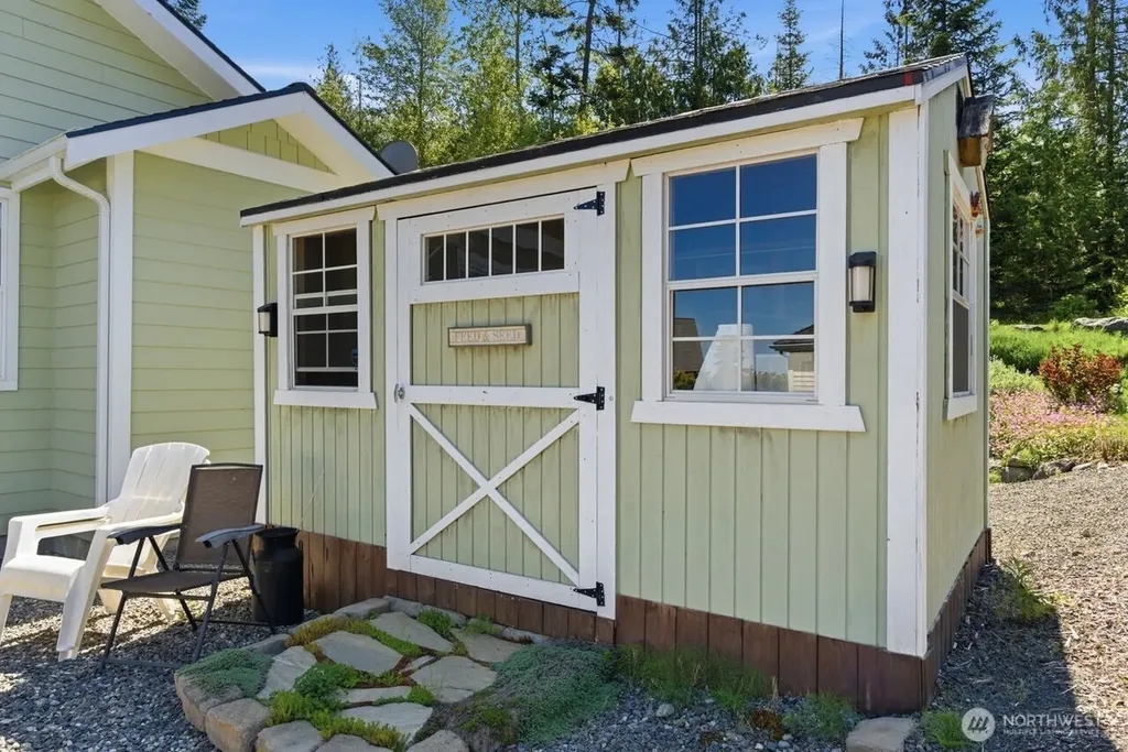 651 Happy View Lane Sequim WA 98382