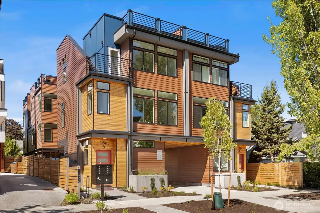 1138 NW 57th Street Seattle WA 98107