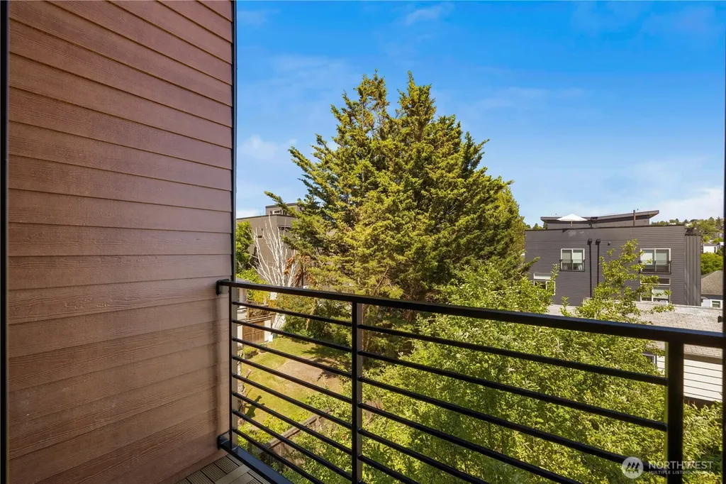 1138 NW 57th Street Seattle WA 98107