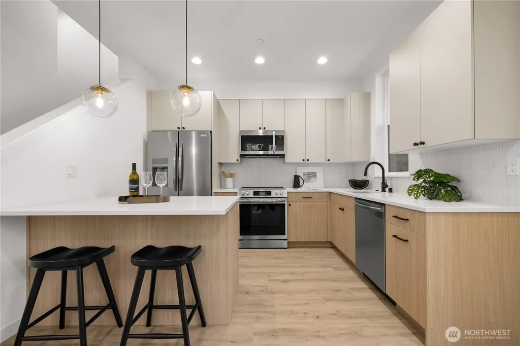 1138 NW 57th Street Seattle WA 98107
