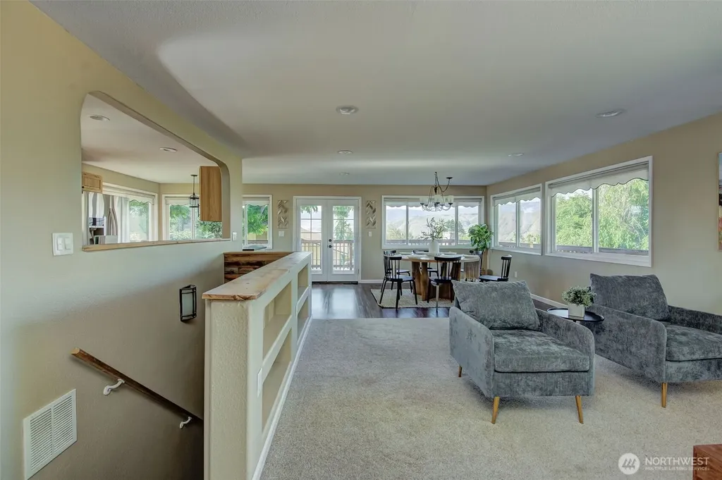702 N Lyle Avenue East Wenatchee WA 98802