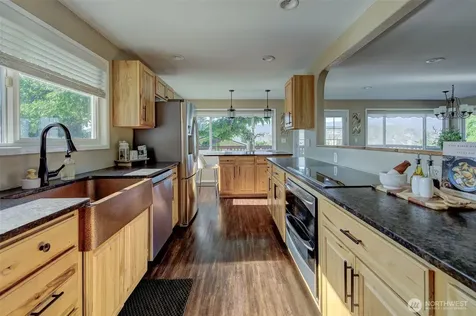 702 N Lyle Avenue East Wenatchee WA 98802