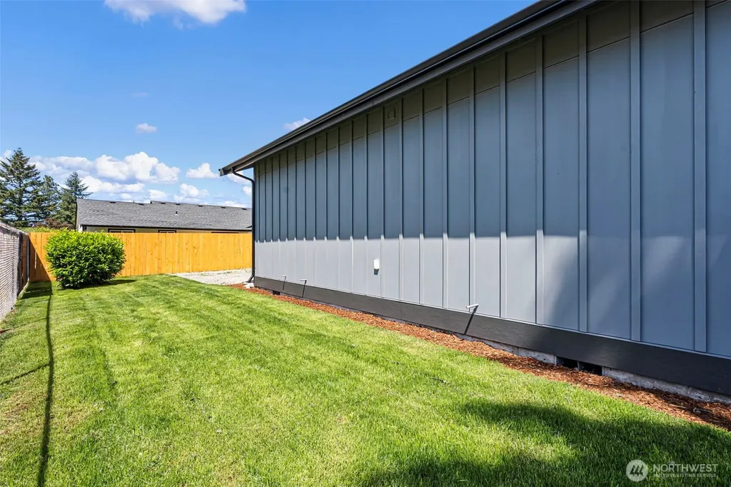 4924 Diamond Boulevard Lakewood WA 98499