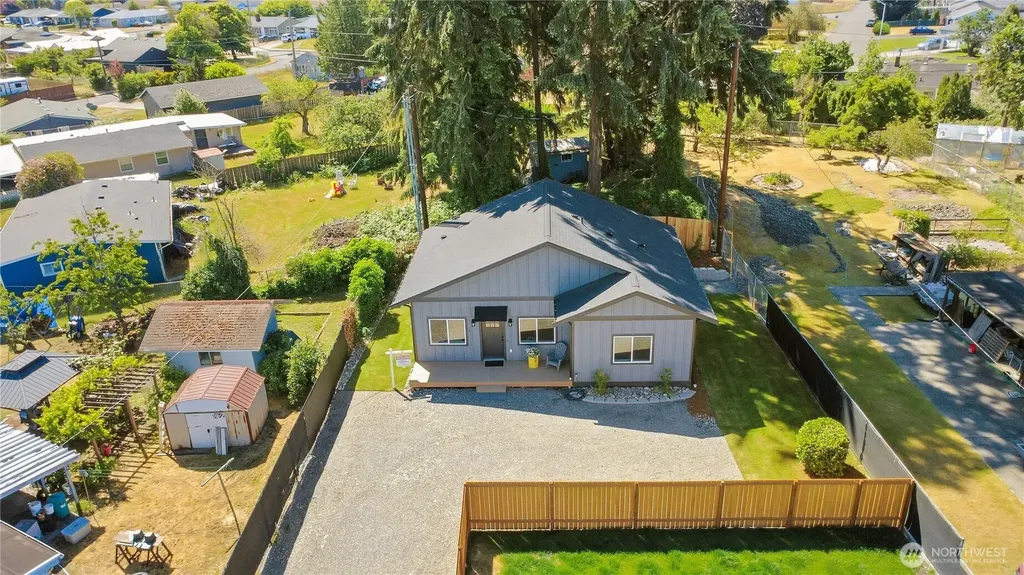 4924 Diamond Boulevard Lakewood WA 98499