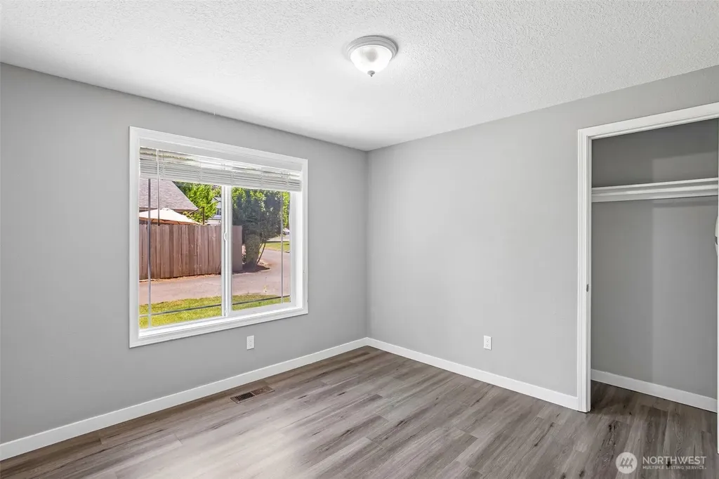 11816 NE 40th Place Vancouver WA 98686
