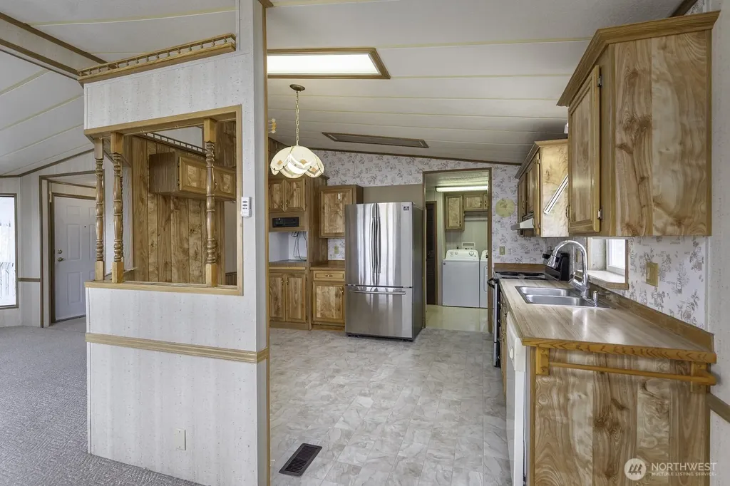2240 W Broadway Avenue Moses Lake WA 98837