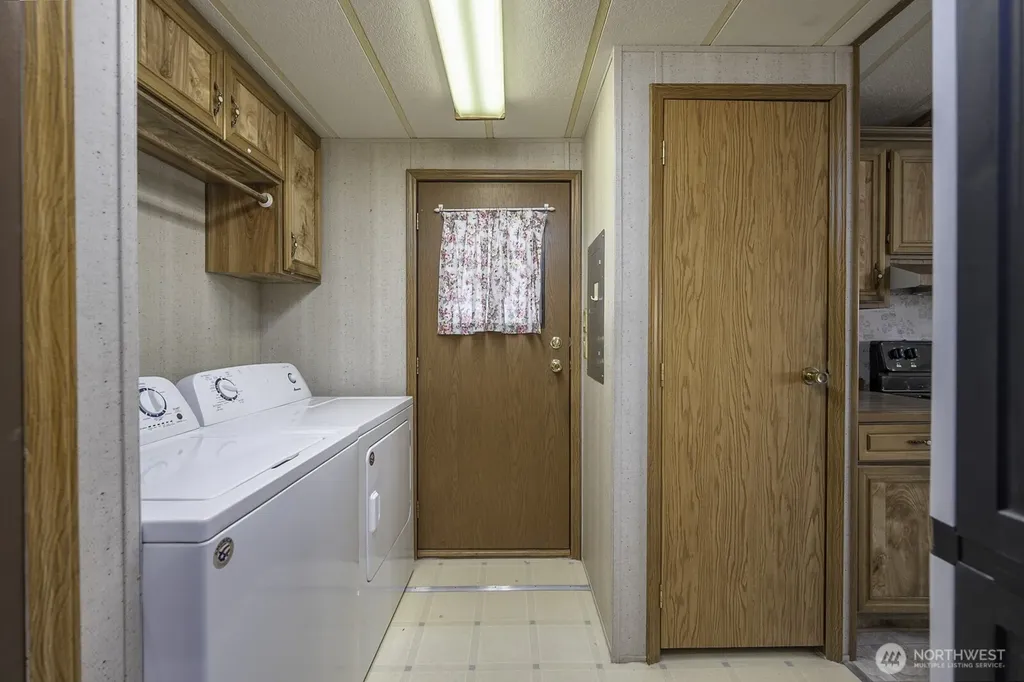 2240 W Broadway Avenue Moses Lake WA 98837