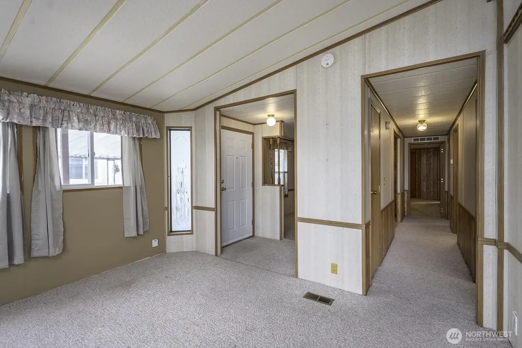 2240 W Broadway Avenue Moses Lake WA 98837