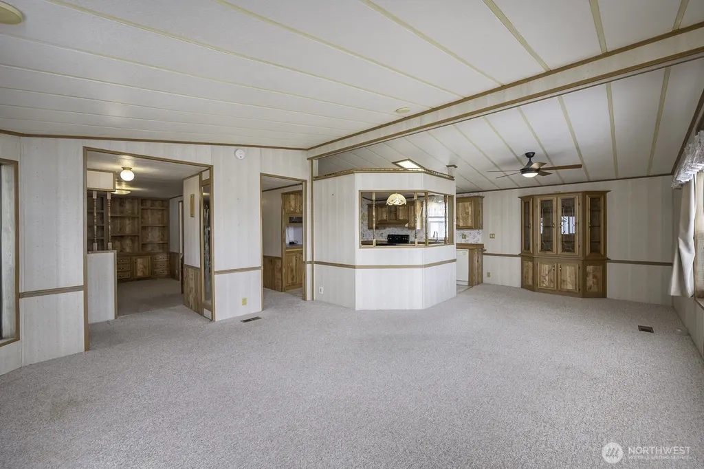 2240 W Broadway Avenue Moses Lake WA 98837