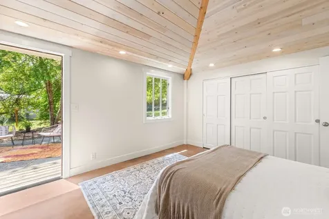 22604 Deppman Road SW Vashon WA 98070