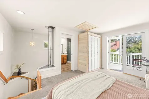 22604 Deppman Road SW Vashon WA 98070