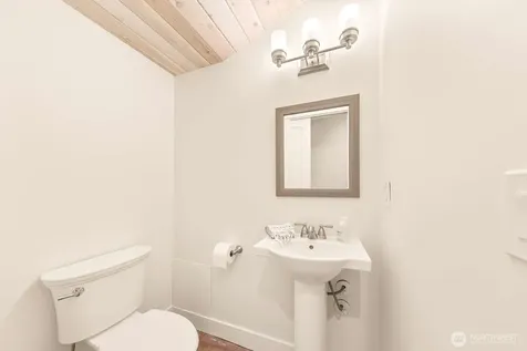 22604 Deppman Road SW Vashon WA 98070