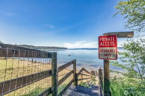 22604 Deppman Road SW Vashon WA 98070