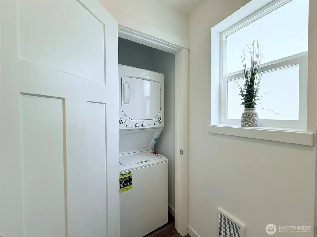 890 Magellan Avenue NE Ocean Shores WA 98569