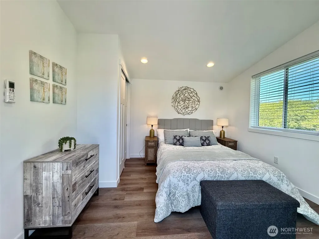 890 Magellan Avenue NE Ocean Shores WA 98569