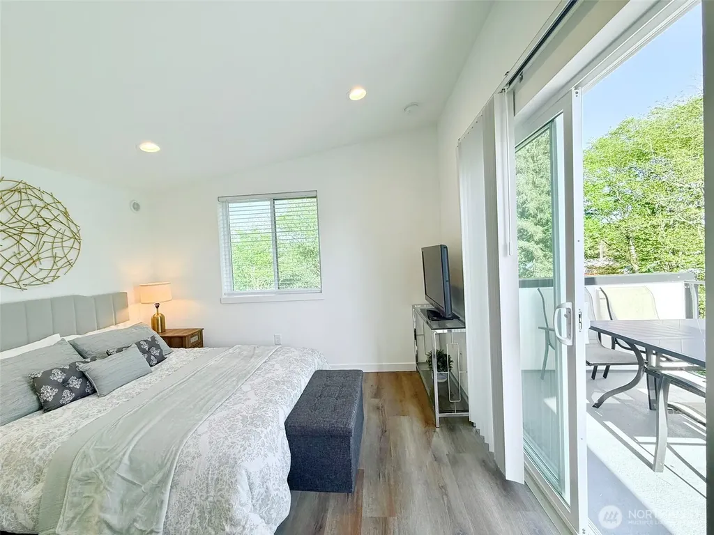 890 Magellan Avenue NE Ocean Shores WA 98569