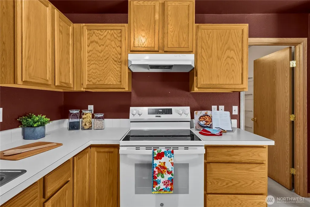 11601 212th Street E Graham WA 98338