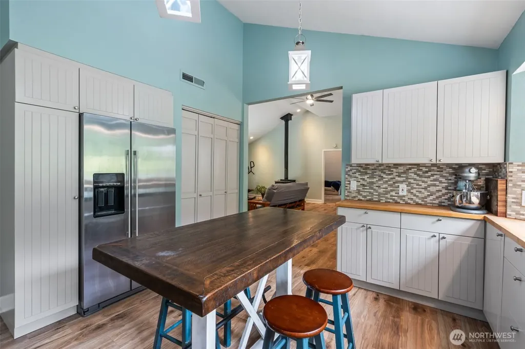 124 Brown Road E Chehalis WA 98532