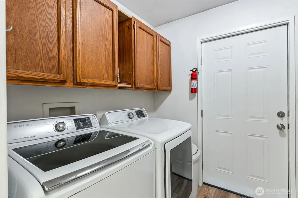 124 Brown Road E Chehalis WA 98532