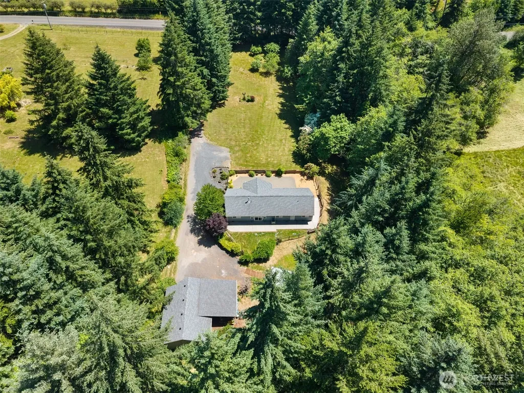 124 Brown Road E Chehalis WA 98532