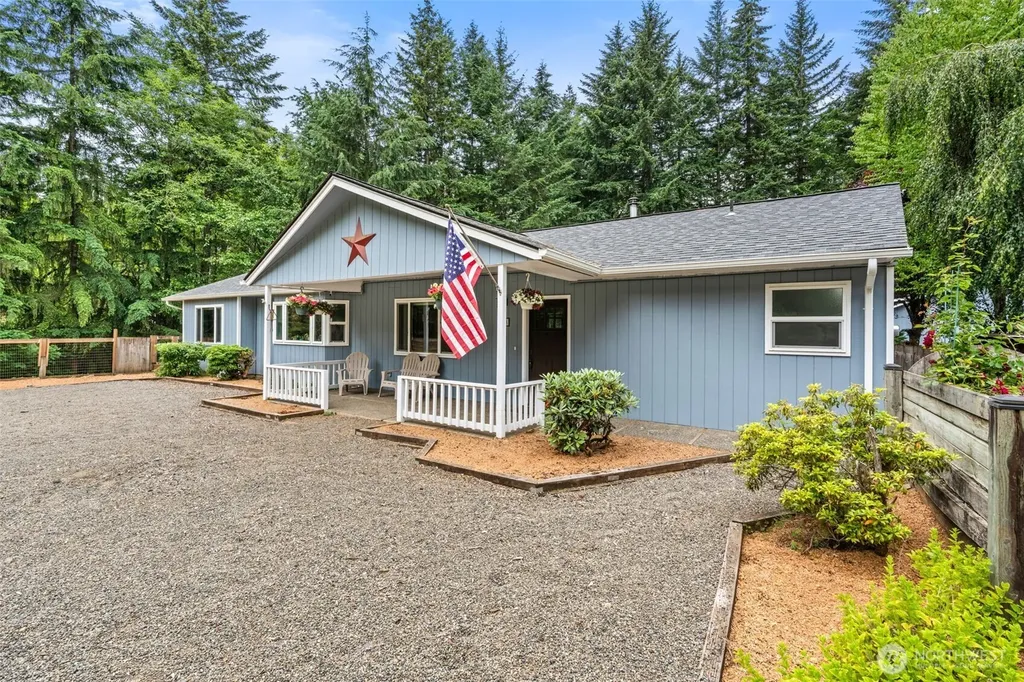 124 Brown Road E Chehalis WA 98532