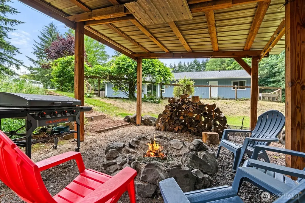 124 Brown Road E Chehalis WA 98532