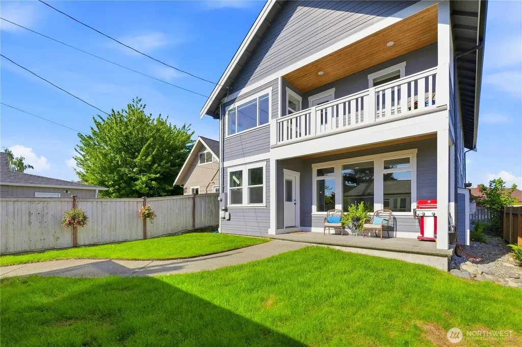 4927 N Bristol Street Tacoma WA 98407